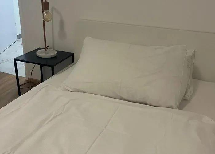 Harrachgass4 公寓式酒店 3*